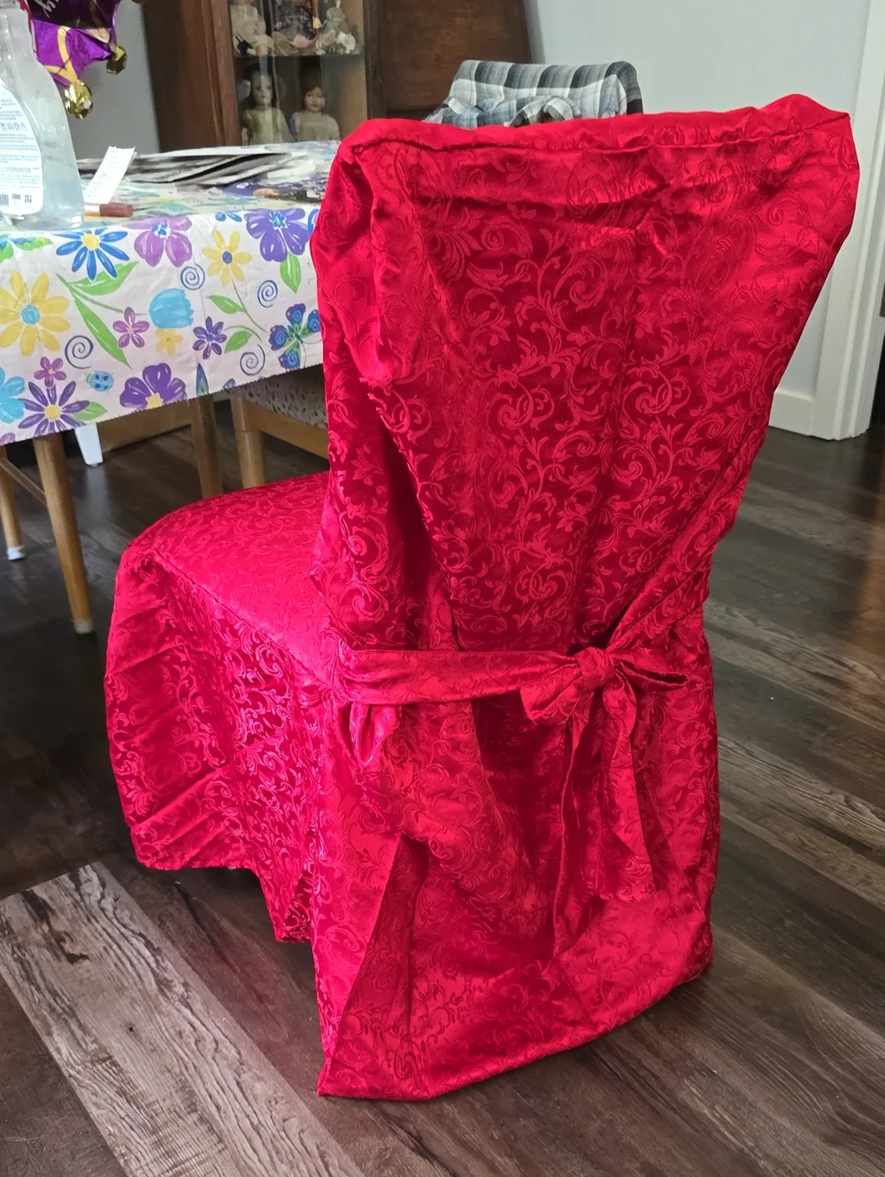 Red jaquard Tie-Back Chair Cover, set of 6